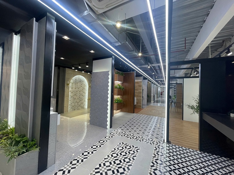 Showroom Prime – Long Biên